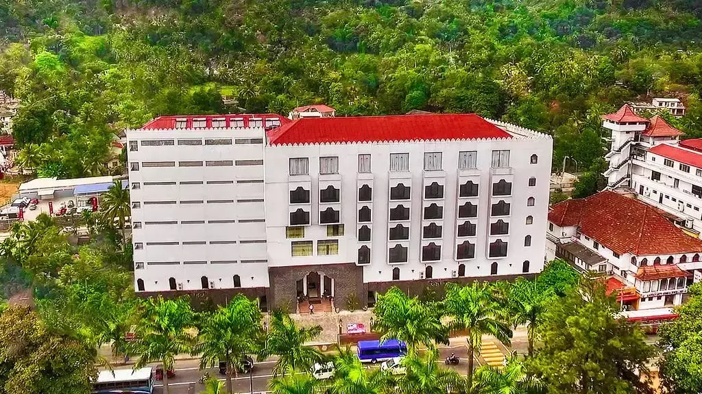 هتل رویال کندیان کندی