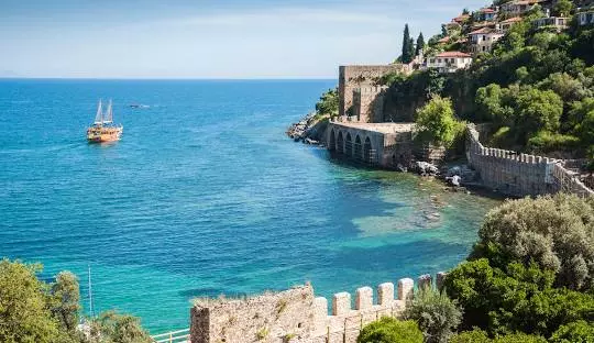 تور استانبول آنتالیا